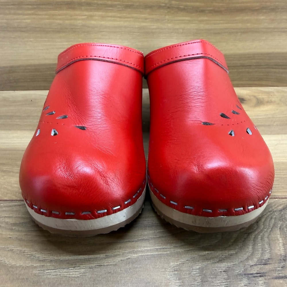 VERKA Blomma Clogs Womens 6 6.5 EU 37 Red Leather Slip On Wooden Cottagecore - Picture 3 of 12